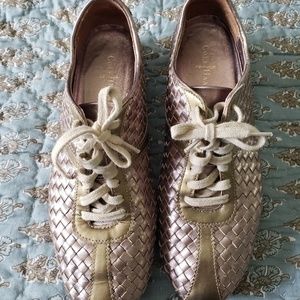 Cole Haan 8M metallic gold nike air womens sneaker